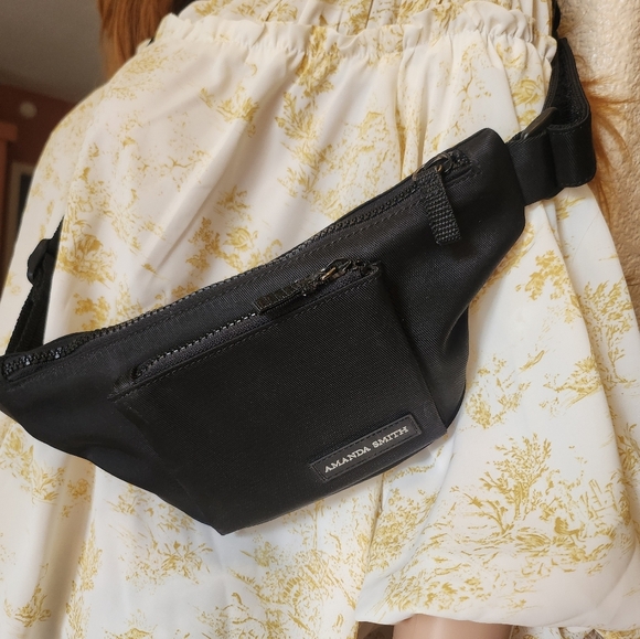 Amanda Smith Classic Black Belt Bag, NYLON Twill EUC - Picture 4 of 10